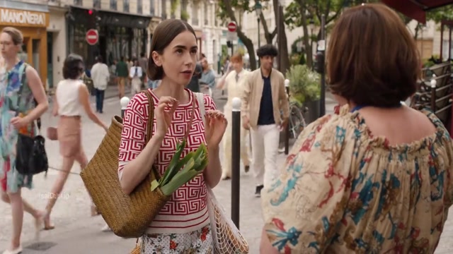 isaiDub.me - Emily in Paris 2025 Season 05 (Epi 05).mp4