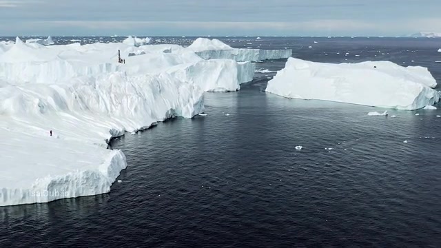 isaiDub.io - America is Sinking 2023 Original 360p HD.mp4