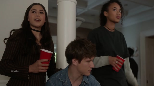 isaiDub.me - Elle 2026 Season 01 (Epi 04) (1080p HD).mp4