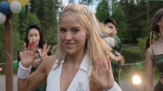 isaiDub.me - Elle 2026 Season 01 (Epi 05) (1080p HD).mp4