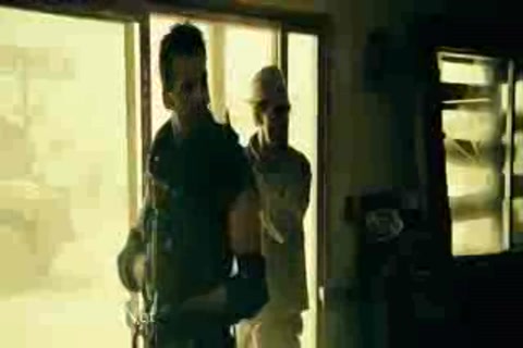 Resident Evil Extinction (2007) Sample (320x240).mp4