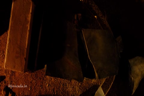 Riddick (2013) Sample (480x320).mp4