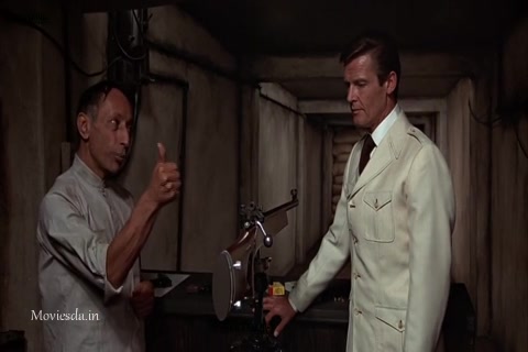 The Man With The Golden Gun (1974) Sample (480x320).mp4