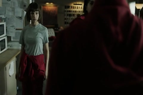 Money Heist Season 02 Epi 01 HD Sample.mp4