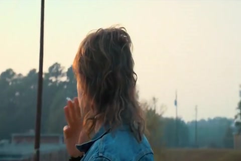 Stranger Things Season 02 (Epi 01 Madmax) HD Sample.mp4